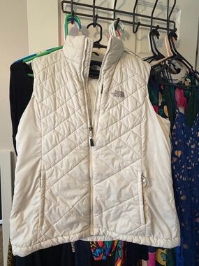 The North Face White Quilted Insulated Vest